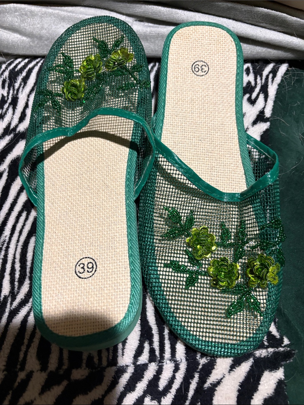 Emerald Green neck flowery slides